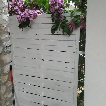 Studio Apartman Violeta Ii - 50m From The * Трогир