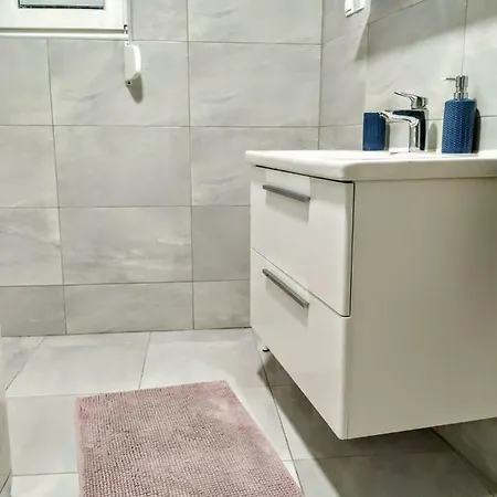 Studio Apartman Violeta Ii - 50m From The * Трогир