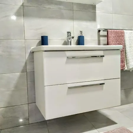Studio Apartman Violeta Ii - 50m From The Апартаменты Трогир